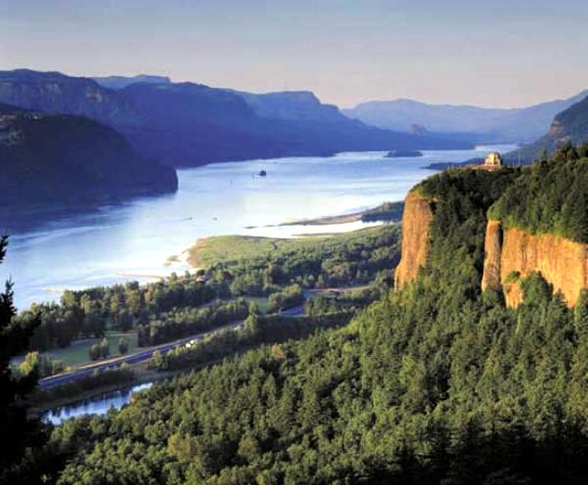 Holiday Inn Express Portland East - Columbia Gorge By Ihg Troutdale Exterior foto