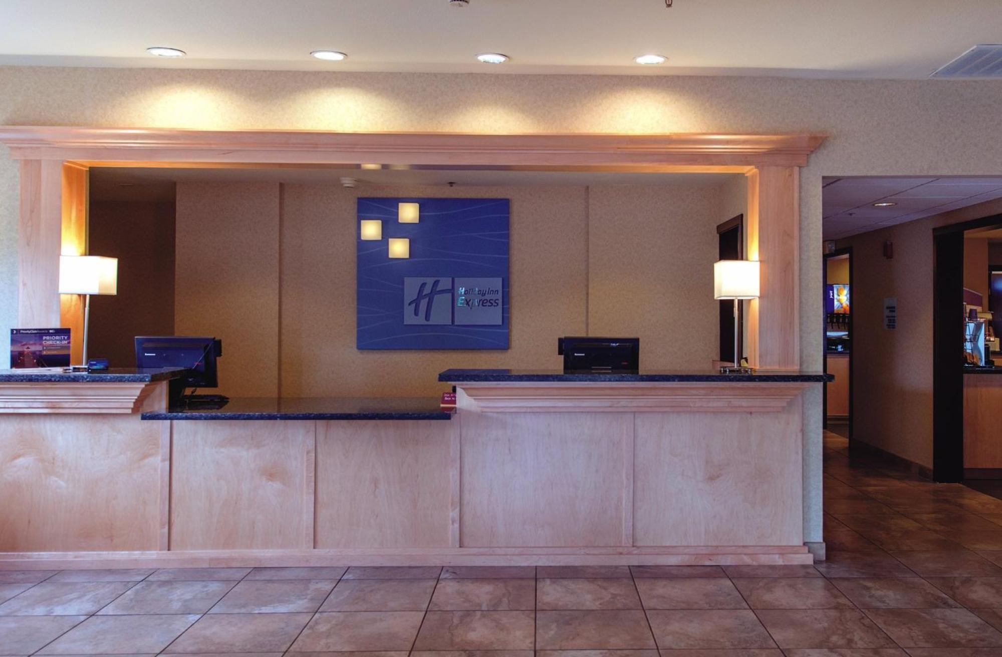 Holiday Inn Express Portland East - Columbia Gorge By Ihg Troutdale Exterior foto
